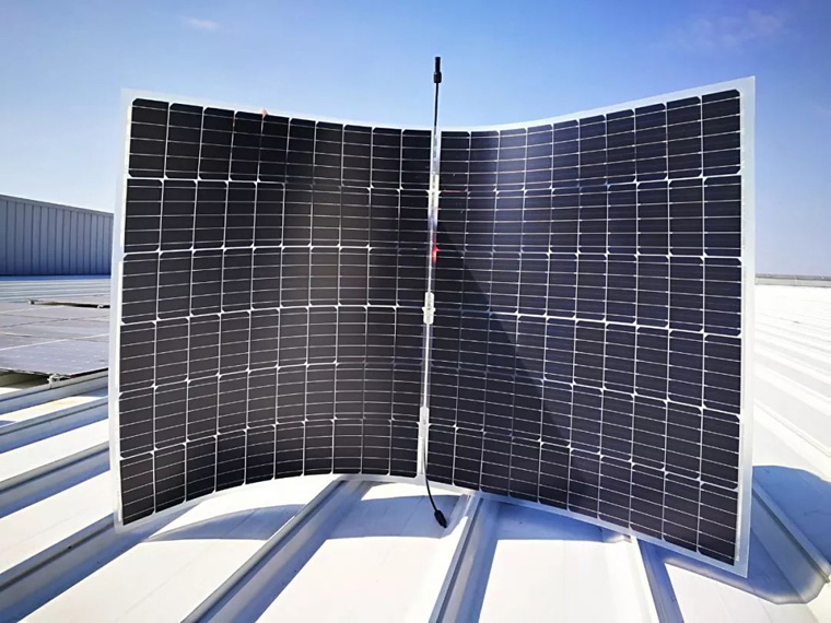 柔性光伏和剛性光伏的區(qū)別，柔性和硬性太陽能板主要區(qū)別